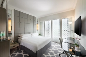 Dorsett Wanchai - sandblast window